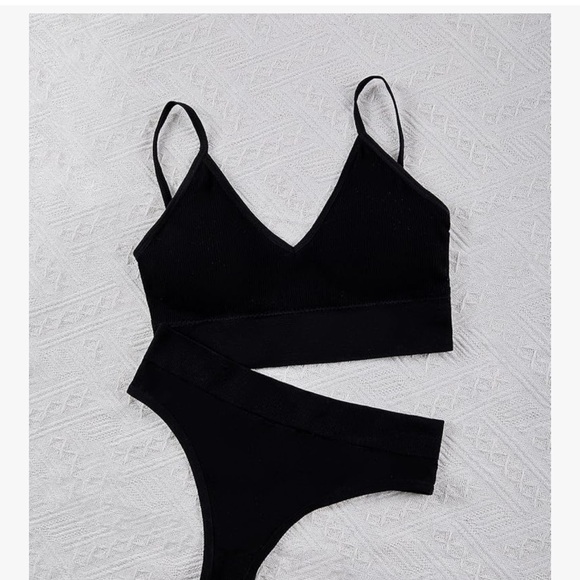 NEW Scacto Women's 3 Pack Wireless Ribbed Knit Bra and Panty Set - Picture 4 of 8